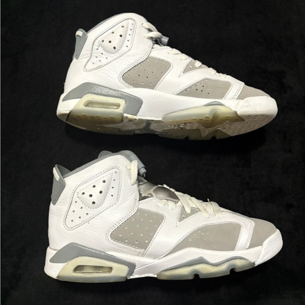 Jordan Sneakers